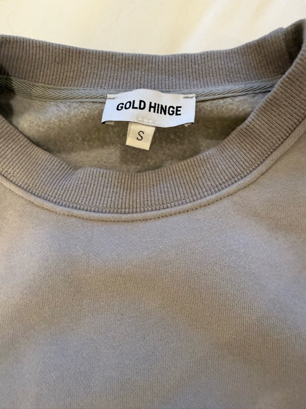Gold Hinge sweatshirt size small - Picture 2 of 3